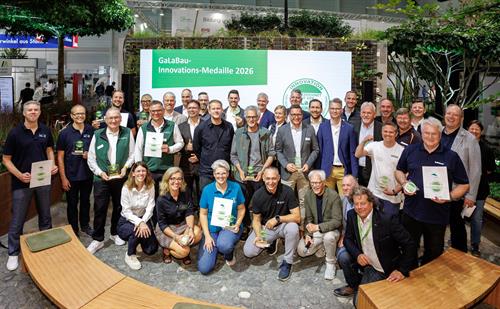 Wegweisende Innovationen im GaLaBau: 16 Unternehmen erhalten GaLaBau-Innovations-Medaille